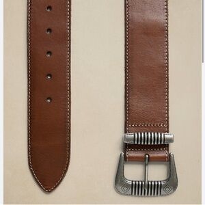 Banana Republic Heritage Etched Belt